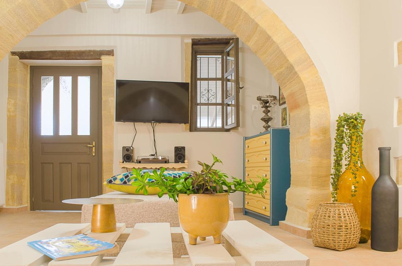 Villa Αρχοντικό Στα Τοπόλια Kalathenai Esterno foto